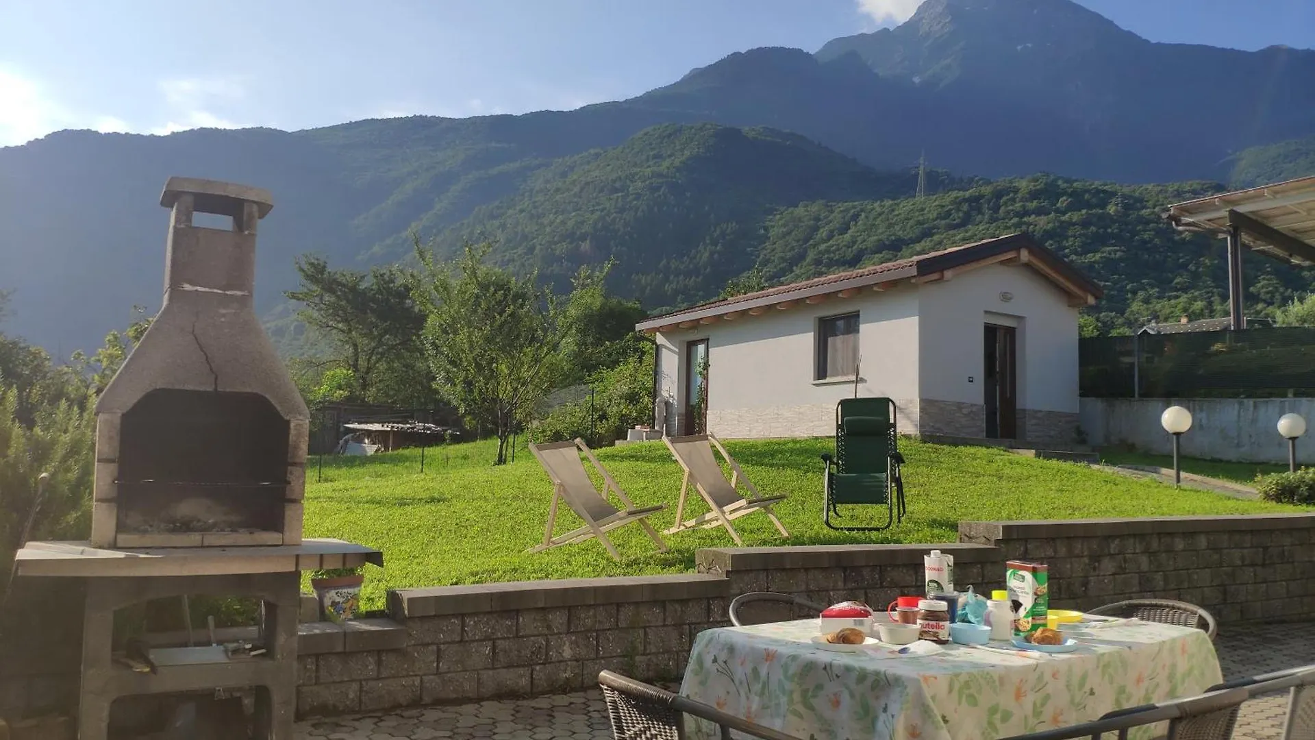Chiaro House Apartment Colico