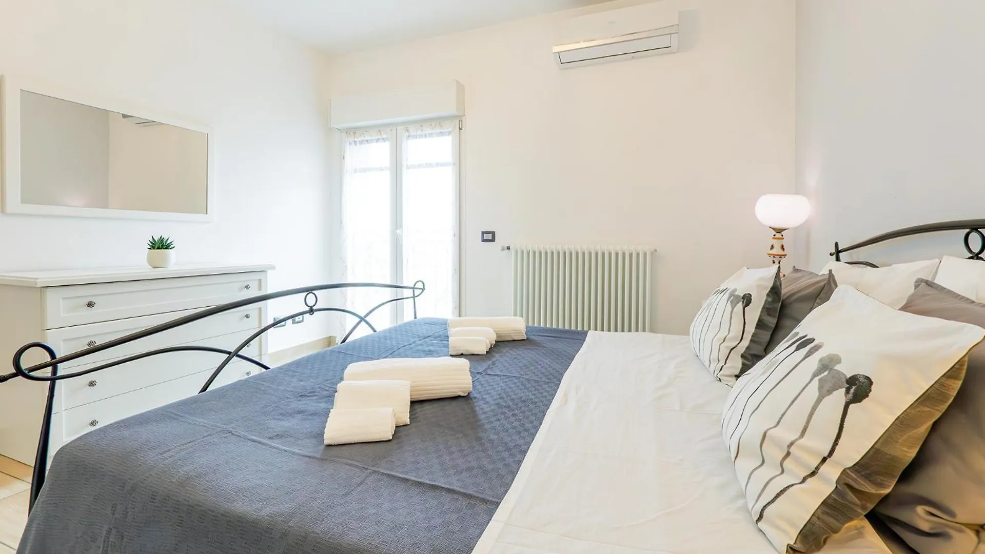 Chiaro House Apartment Colico