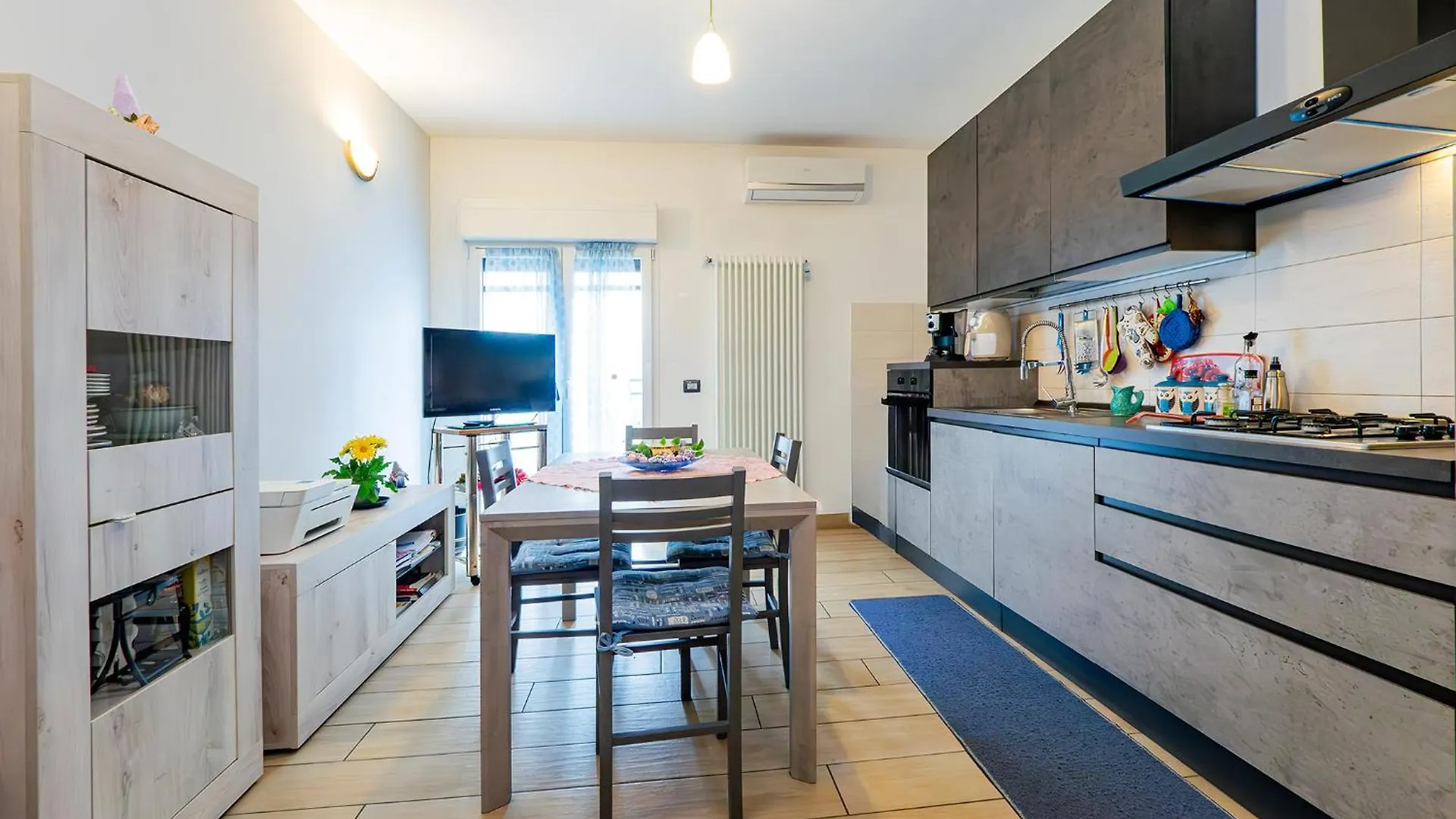 Chiaro House Apartment Colico 0*,  Italy