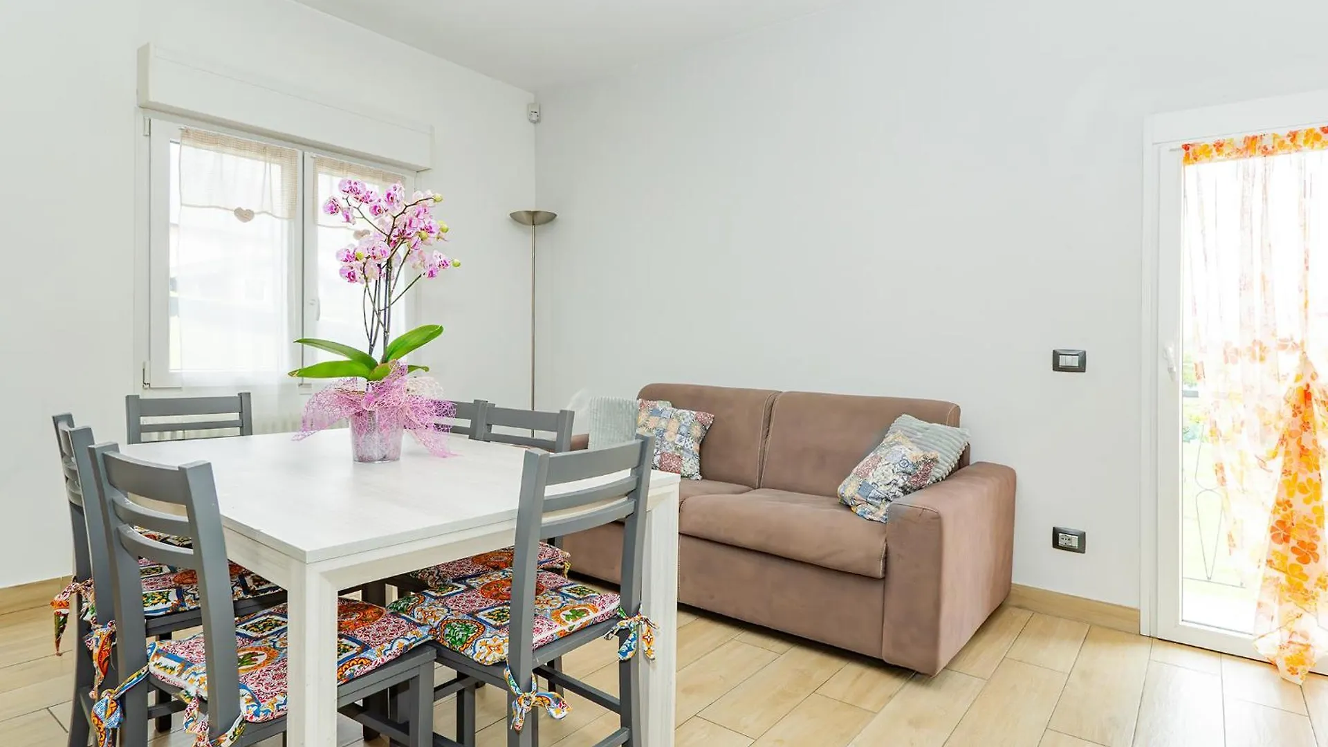 Chiaro House Apartment Colico Italy